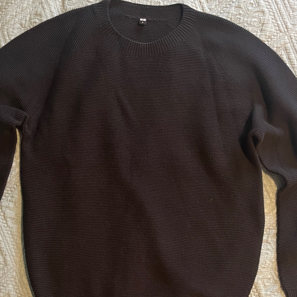 Uniqlo Men's Crewneck Sweater - Black